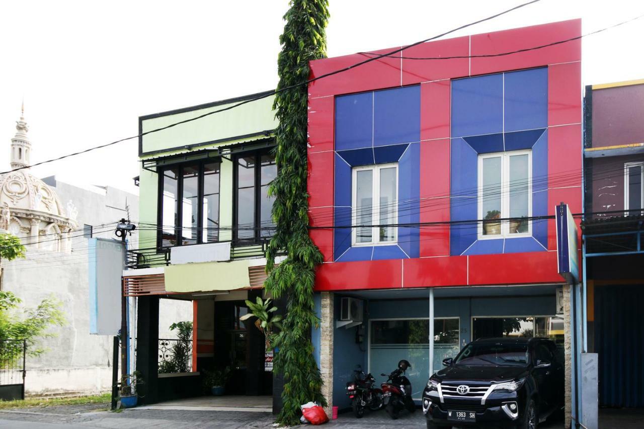 Airy Eco Syariah Bandara Juanda Letjen Wahono 25 Sidoarjo Exterior photo